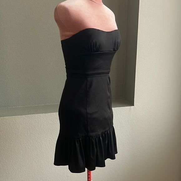 BCBGMaxAzria Dress   - Picture 2 of 6